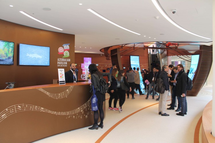 Azərbaycanın da milli pavilyonla təmsil olunduğu "Milan Expo 2015" beynəlxalq sərgisi açılıb (FOTO)
