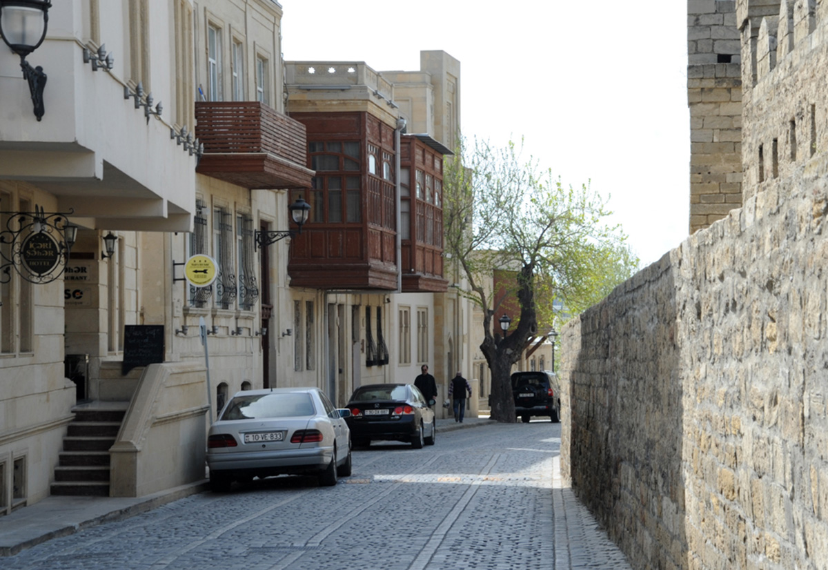 I Avropa Oyunlarına gələcək turistlər üçün: canlı tarix İçərişəhər (FOTO)