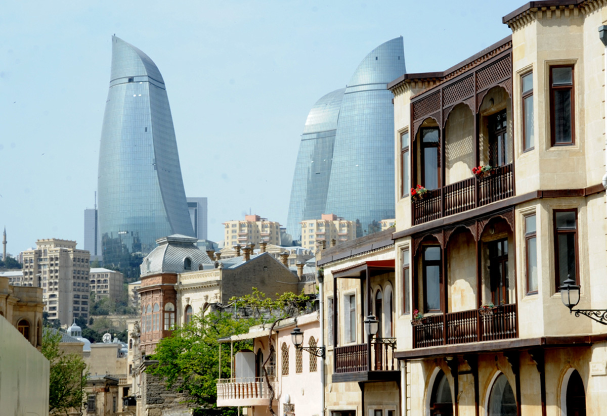I Avropa Oyunlarına gələcək turistlər üçün: canlı tarix İçərişəhər (FOTO)