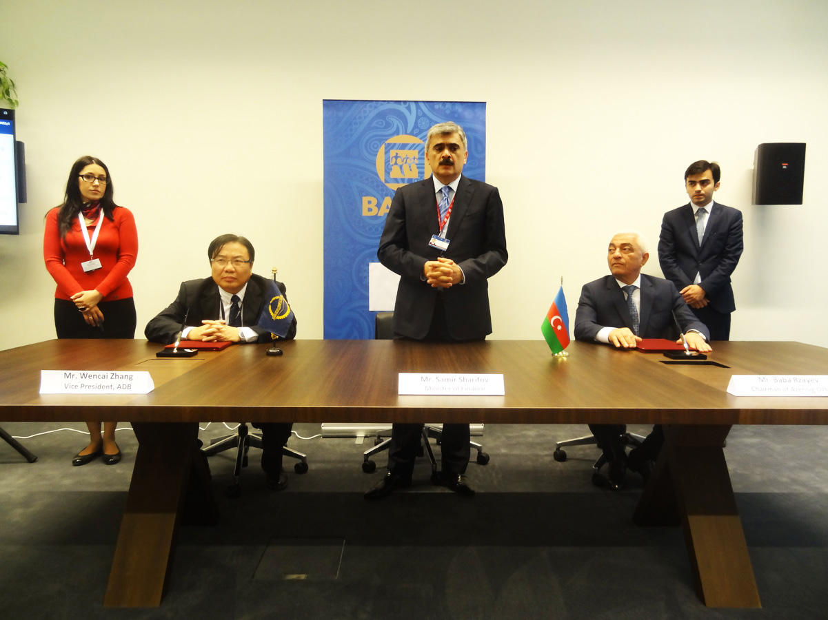 Azərbaycan və Asiya İnkişaf Bankı 1 milyard dollar həcmində saziş imzaladı (ƏLAVƏ OLUNUB) (FOTO)