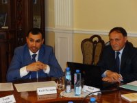 Azərbaycanın neft sənayesi tarixi və yeni neft strategiyası haqqında fransız dilində kitab nəşr olunub (FOTO)