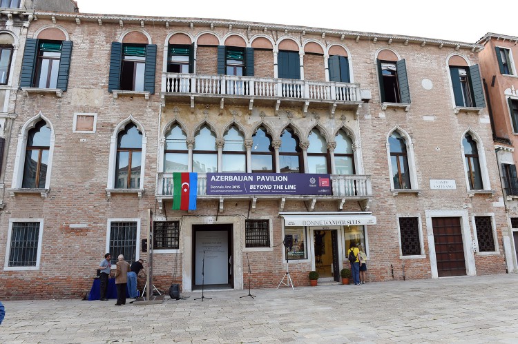 Leyla Əliyeva 56-cı “Venesiya Biennalesi” çərçivəsində Azərbaycan pavilyonunda iki sərginin açılışında iştirak edib (FOTO)