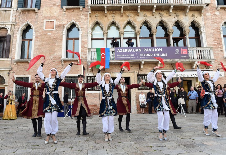 Leyla Əliyeva 56-cı “Venesiya Biennalesi” çərçivəsində Azərbaycan pavilyonunda iki sərginin açılışında iştirak edib (FOTO)