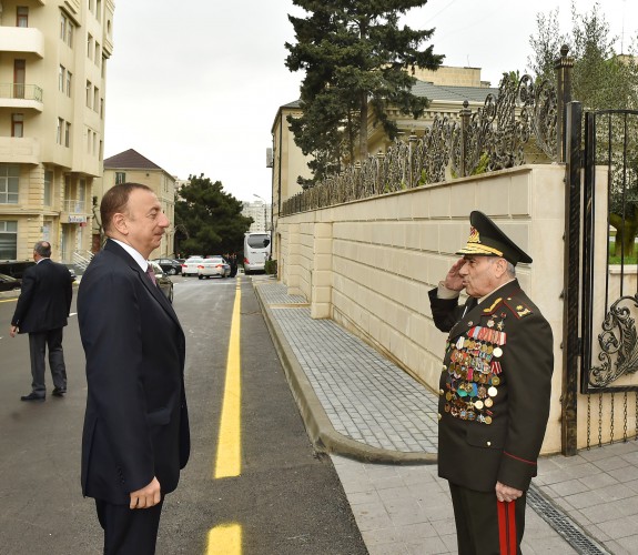Prezident İlham Əliyev və xanımı yeni inzibati binanın açılışında iştirak ediblər (FOTO)