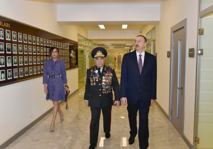 Prezident İlham Əliyev və xanımı yeni inzibati binanın açılışında iştirak ediblər (FOTO)