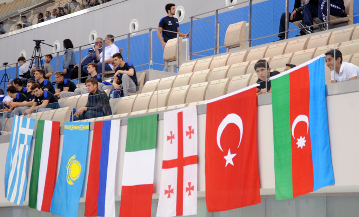 Bakıda su polosu üzrə beynəlxalq turnir keçirilir (FOTO)