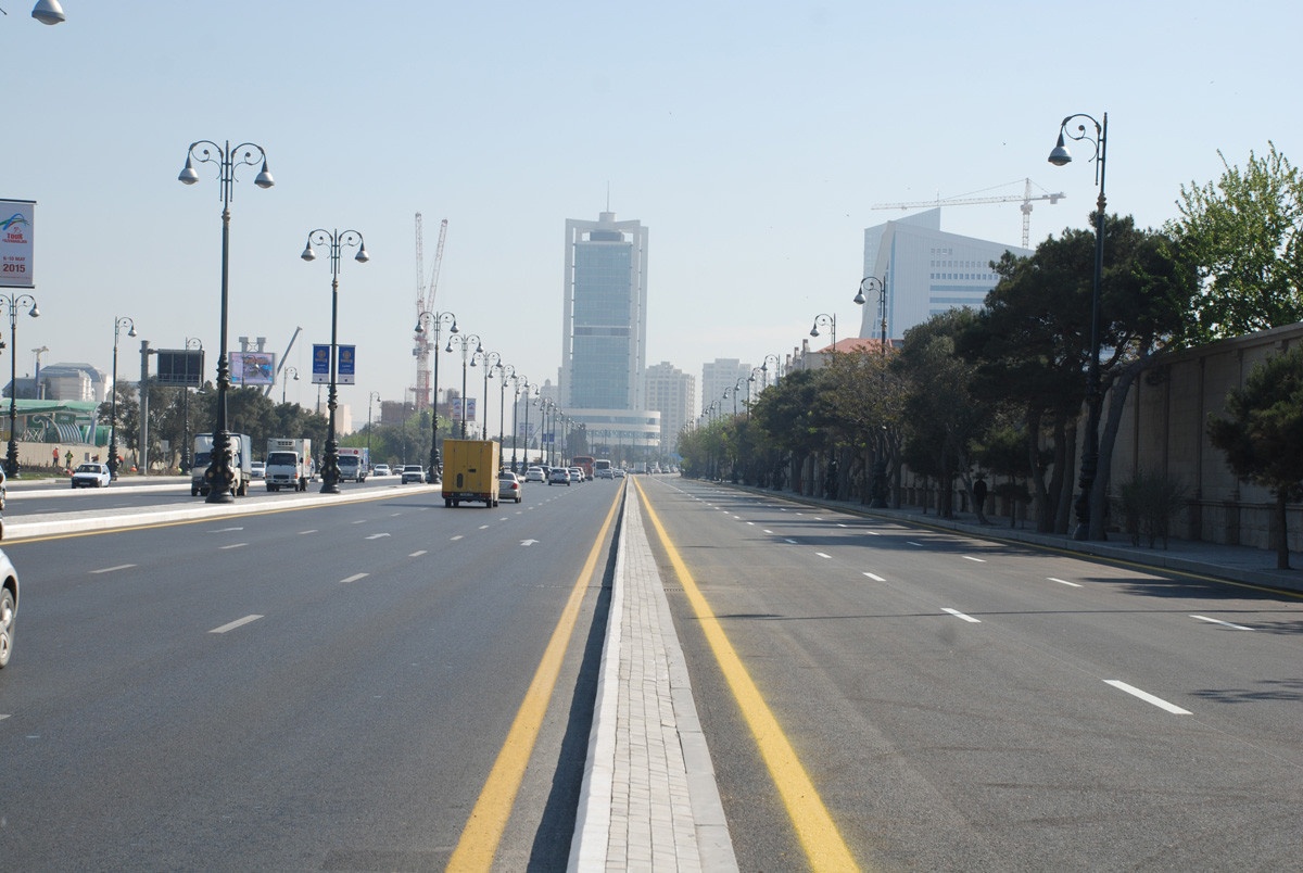 Bakıda Heydər Əliyev prospektinin yan yolu sabah açılacaq (FOTO)