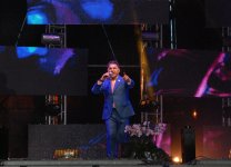 Milli Parkda möhtəşəm atəşfəşanlıq olub (FOTO)