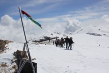 “Heydər zirvəsi”nə kütləvi yürüş başa çatıb (FOTO)