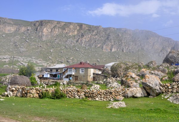 Azərbaycanda əhalisi azalan kəndlərin çox olduğu regionların ADLARI açıqlanıb