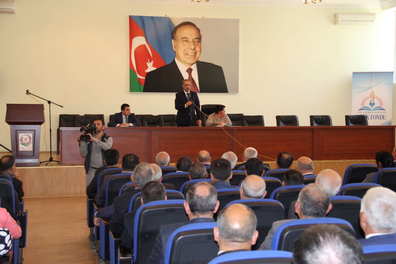Bilik Fondu Saatlıda görüşlər keçirdi (FOTO)