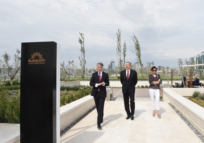 Prezident İlham Əliyev: Bu gün dünya miqyasında Bakı bulvarı kimi ikinci gözəl bulvar yoxdur (FOTO)
