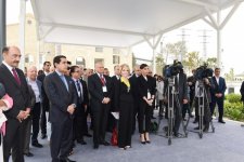 Birinci xanım Mehriban Əliyeva Bakıda “Sülh ağacı”nın açılış mərasimində iştirak edib (FOTO)