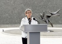 Birinci xanım Mehriban Əliyeva Bakıda “Sülh ağacı”nın açılış mərasimində iştirak edib (FOTO)