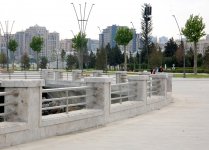 Bakı-2015: Yeni Ağ Şəhər bulvarında gəzinti (FOTO)