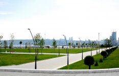 Bakı-2015: Yeni Ağ Şəhər bulvarında gəzinti (FOTO)