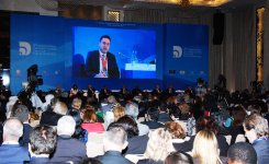 Bakıda müştərək rifah halının yüksəldilməsində dini liderlərin rolu müzakirə olunub (FOTO)