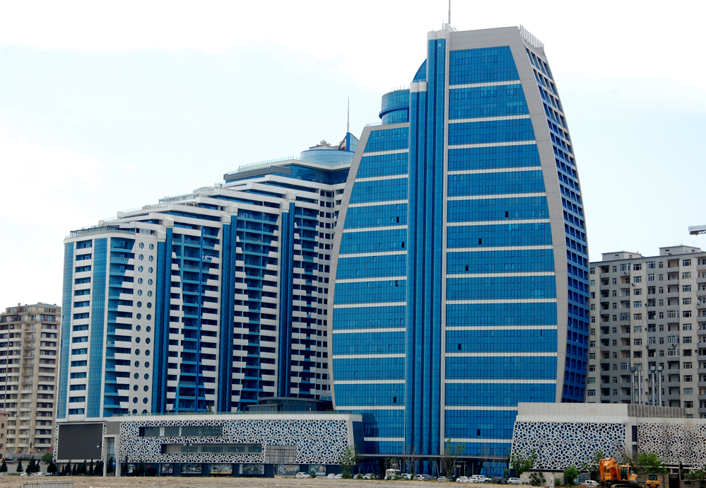 Bakı-2015: Yeni Ağ Şəhər bulvarında gəzinti (FOTO)