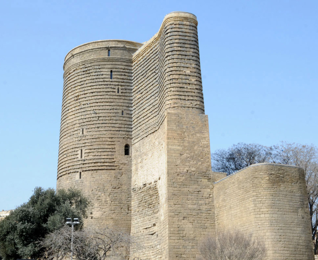 Qız Qalası təltif edildi (FOTO)