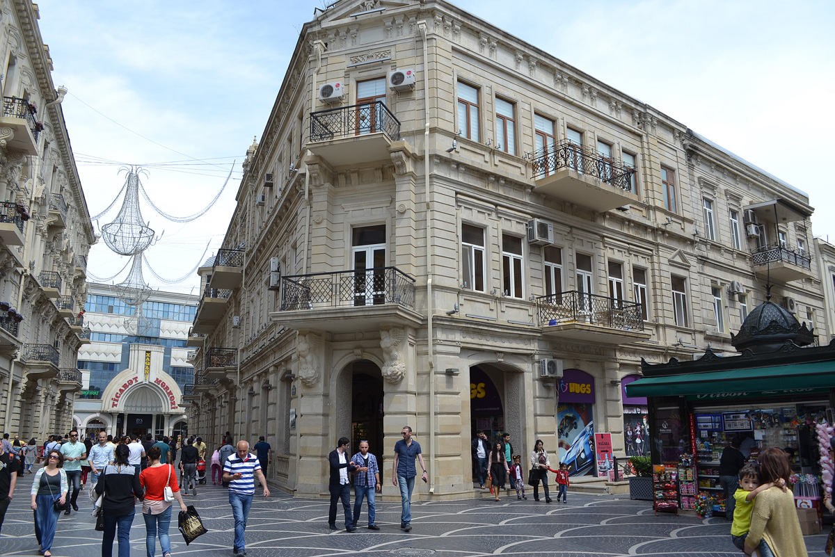 Bakı-2015: Paytaxtın mərkəzində gəzinti (FOTO)