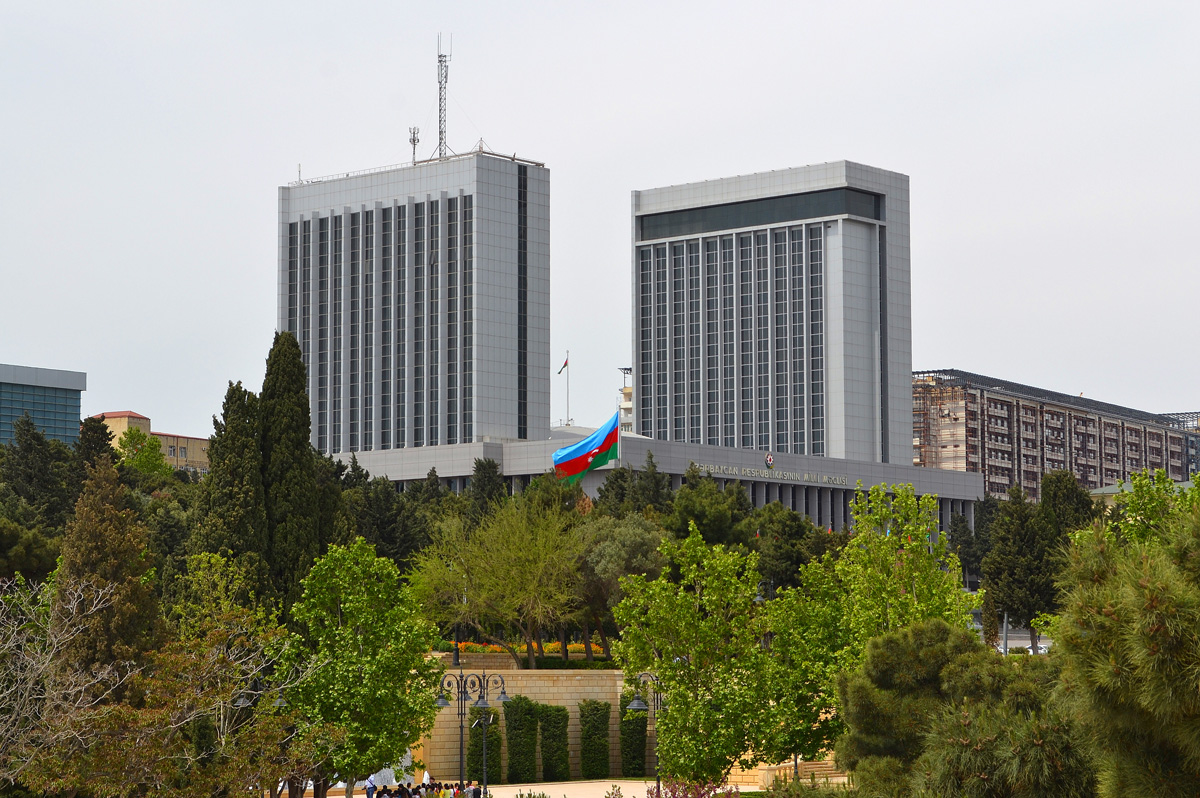 Bakı-2015: Dağüstü parkdan paytaxta açılan gözəl mənzərə (FOTO)