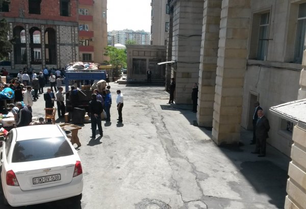 Polşa Bakıda binada baş verən yanğın zamanı xəsarət alanlara humanitar yardım göndərib