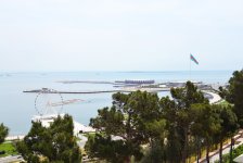 Bakı-2015: Dağüstü parkdan paytaxta açılan gözəl mənzərə (FOTO-2)