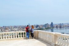 Bakı-2015: Dağüstü parkdan paytaxta açılan gözəl mənzərə (FOTO-2)