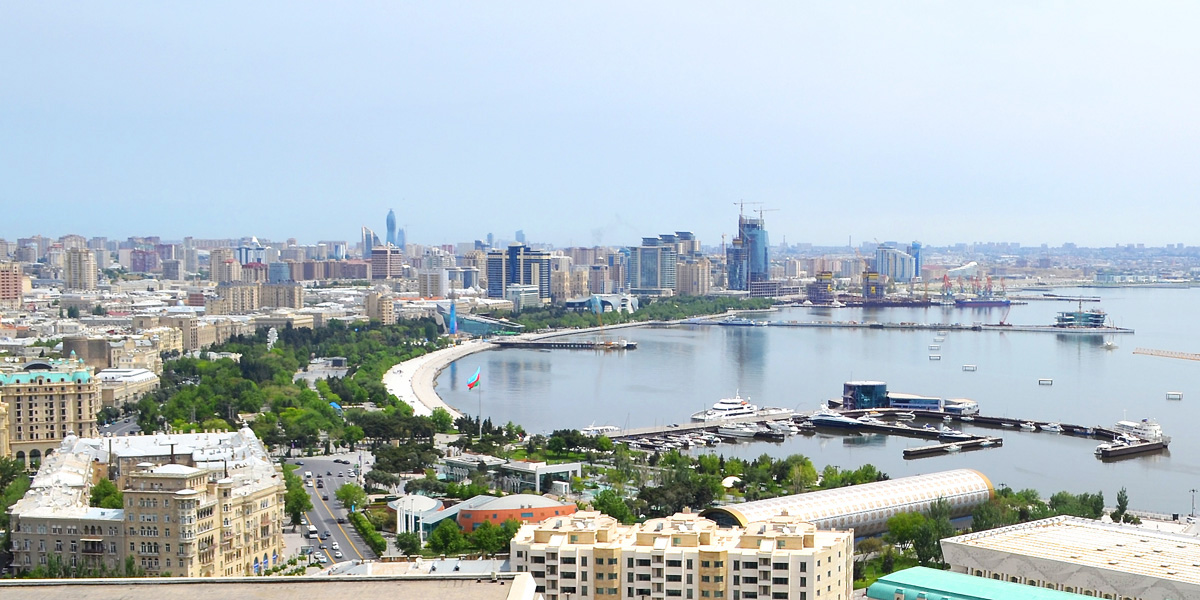 Bakı-2015: Dağüstü parkdan paytaxta açılan gözəl mənzərə (FOTO-2)