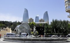 Bakı funikulyoru turistlərini gözləyir (FOTO)