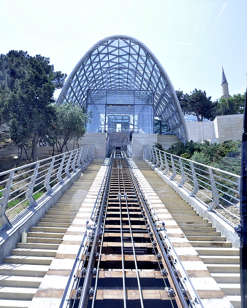 Bakı funikulyoru turistlərini gözləyir (FOTO)