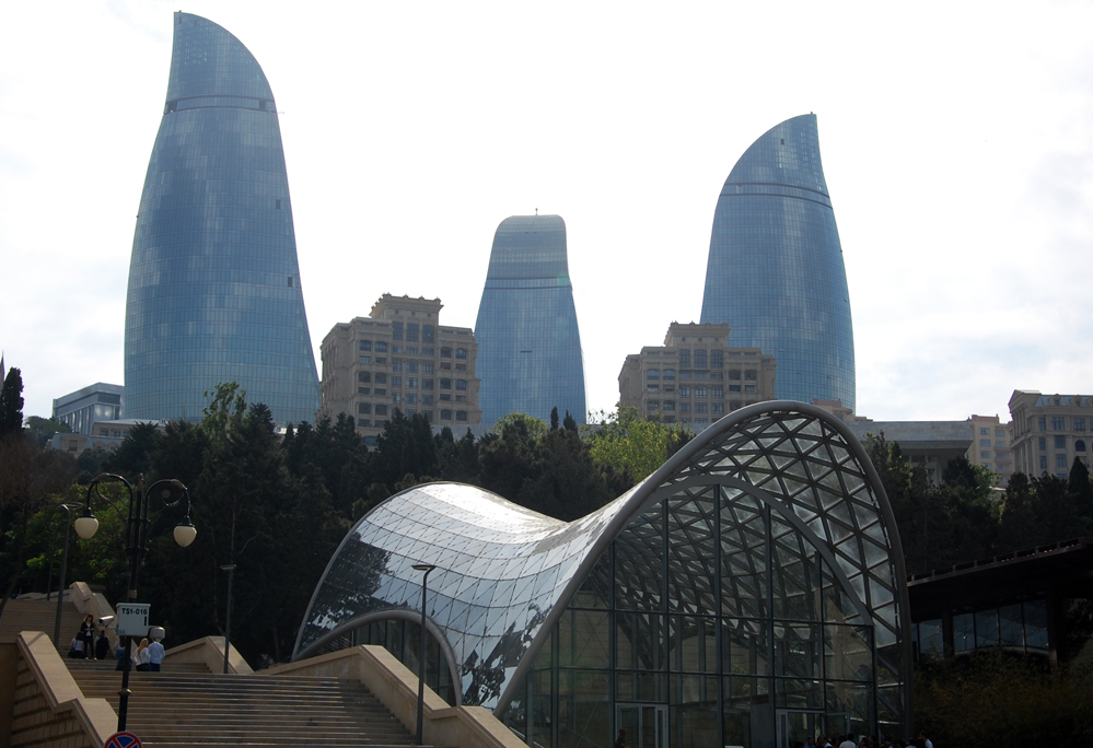 Bakı funikulyoru turistlərini gözləyir (FOTO)