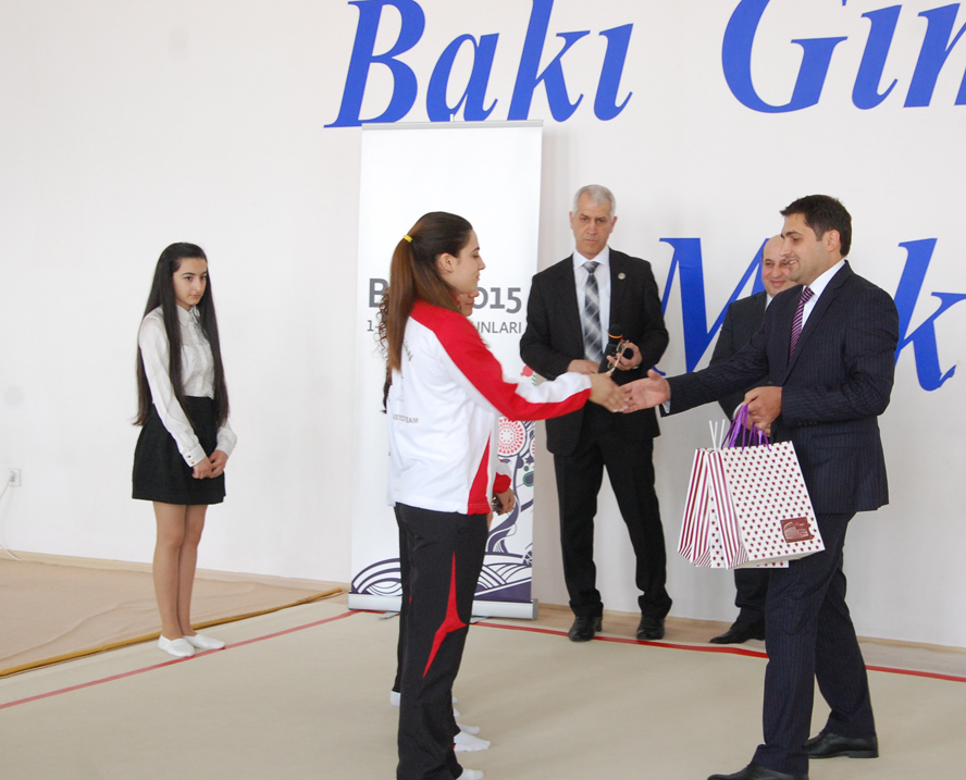Bakı Gimnastika Məktəbində akrobatika gimnastikası üzrə yarışlar keçirilib (FOTO)