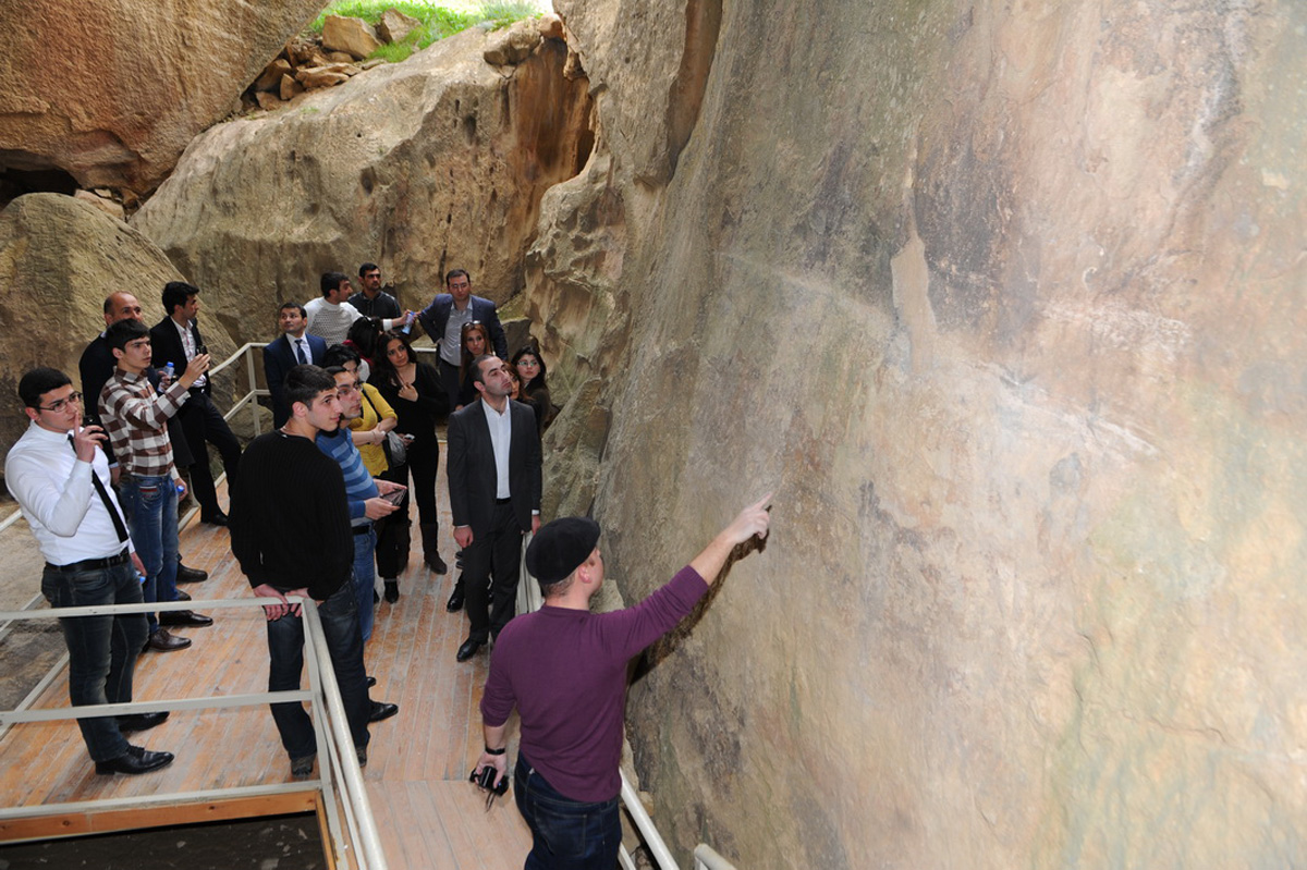 Bakı 2015: Azərbaycanın qədim tarixinin şahidi – Qobustan (FOTO)