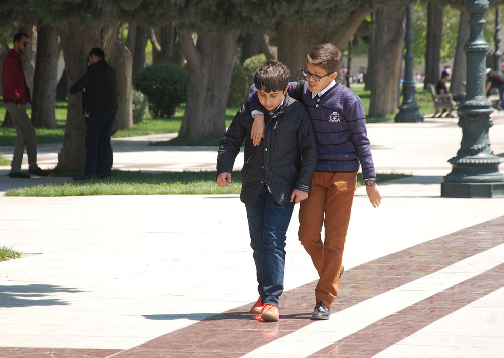 Bakı sakinləri və qonaqlar: İlk Avropa Oyunları əhvali-ruhiyyəsində (FOTO)