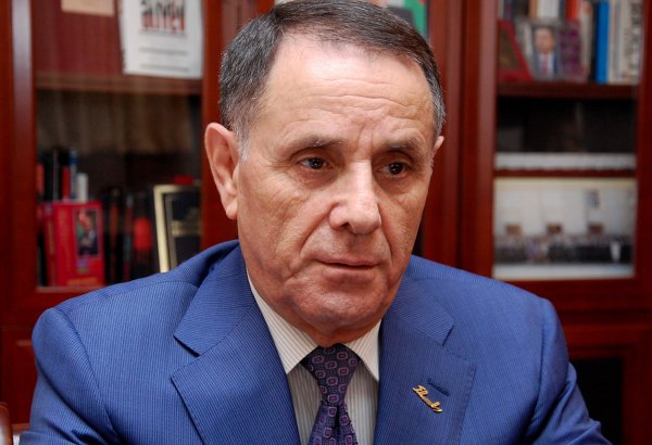 Novruz Məmmədov: Qərb rəhbərlərinin bilə-bilə etdiyi səhvlər dünyanı indiki vəziyyətə salıb