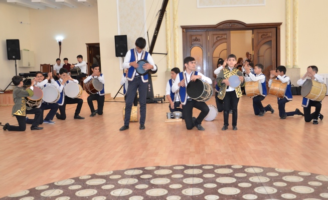Heydər Əliyev Fondu körpələrimizə bayram sevinci yaşatdı (FOTO)