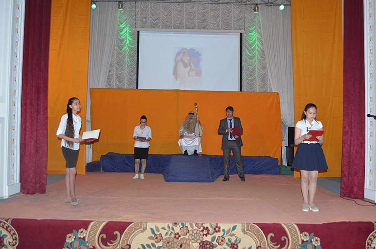 Qorqud kəlamları Horadiz məktəblilərinin dili ilə (FOTO)