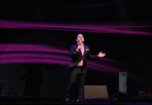Milli Parkda Respublika Günü münasibətilə möhtəşəm bayram konserti və atəşfəşanlıq olub (FOTO)