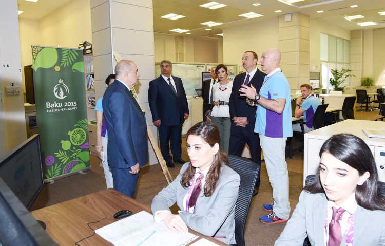 Prezident İlham Əliyev və xanımı I Avropa Oyunları Əməliyyat Komitəsinin baş ofisində yaradılan şəraitlə tanış olublar (FOTO)