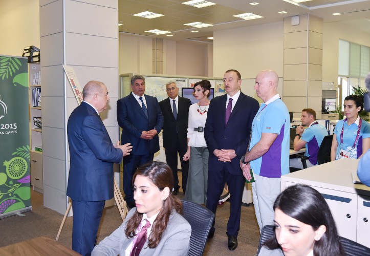 Prezident İlham Əliyev və xanımı I Avropa Oyunları Əməliyyat Komitəsinin baş ofisində yaradılan şəraitlə tanış olublar (FOTO)