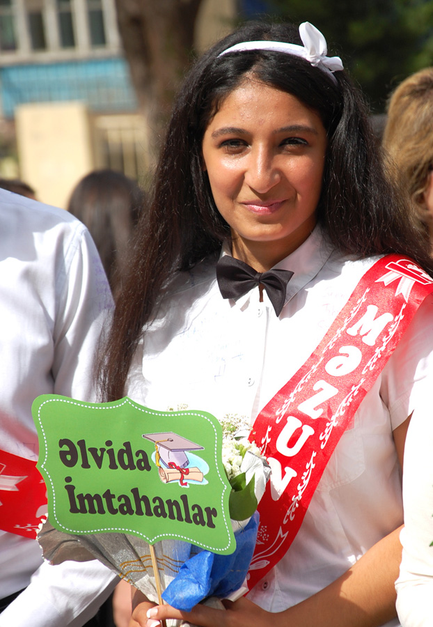 "Son zəng"i çalınanlar (FOTOSESSİYA)