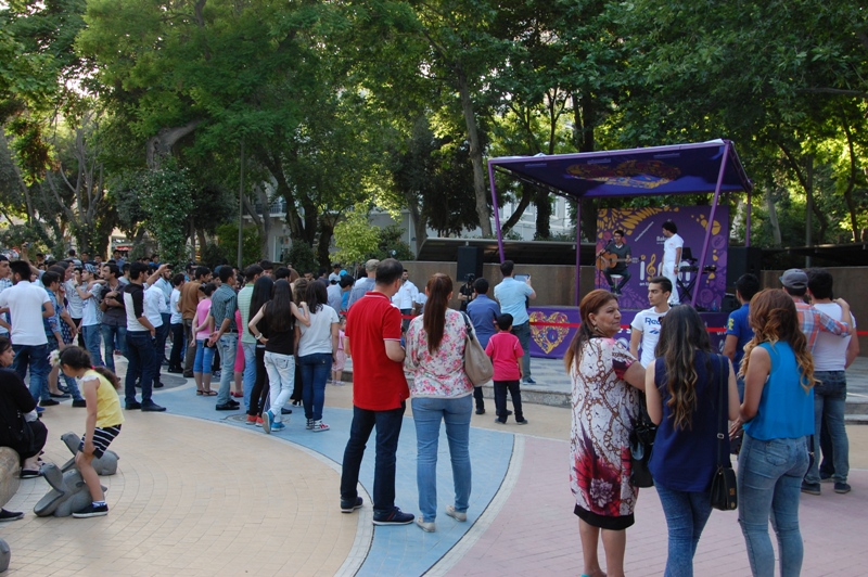 Birinci Avropa Oyunları ərəfəsində Bakıda "İFAM" xalq səhnəsi təşkil olunub (FOTO)