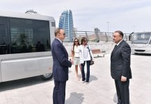 Prezident İlham Əliyev və xanımı Bakı Ağ Şəhər bulvarının açılışında iştirak ediblər (FOTO)