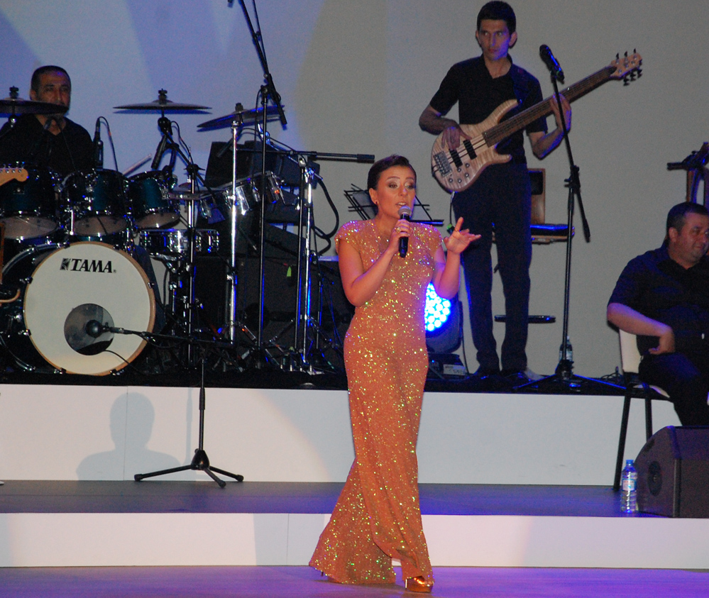 Heydər Əliyev Mərkəzində I Avropa Oyunlarına həsr olunan konsert keçirilib  (FOTO)