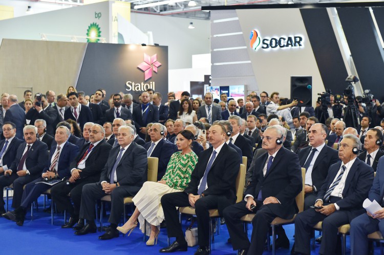 Prezident İlham Əliyev və xanımı Caspian Oil & Gas və Caspian Power sərgilərinin açılış mərasimində iştirak edir (FOTO)