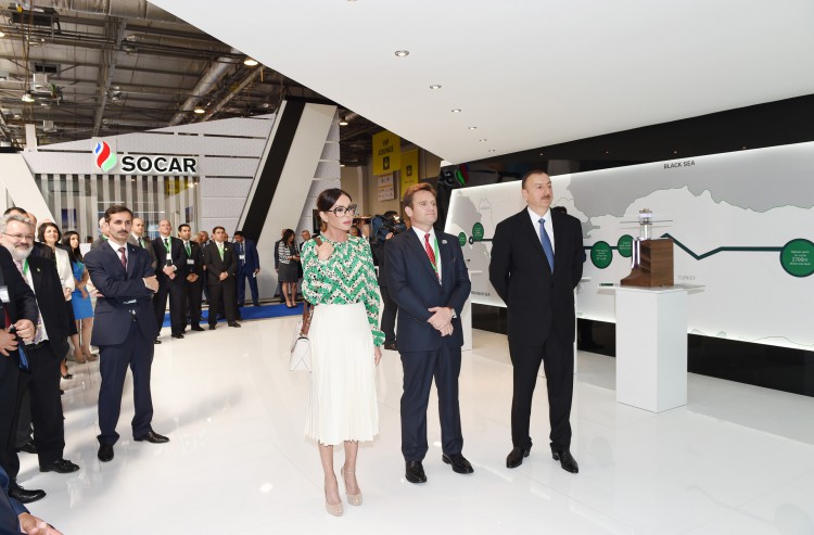 Prezident İlham Əliyev və xanımı Caspian Oil & Gas və Caspian Power sərgilərinin açılış mərasimində iştirak edir (FOTO)