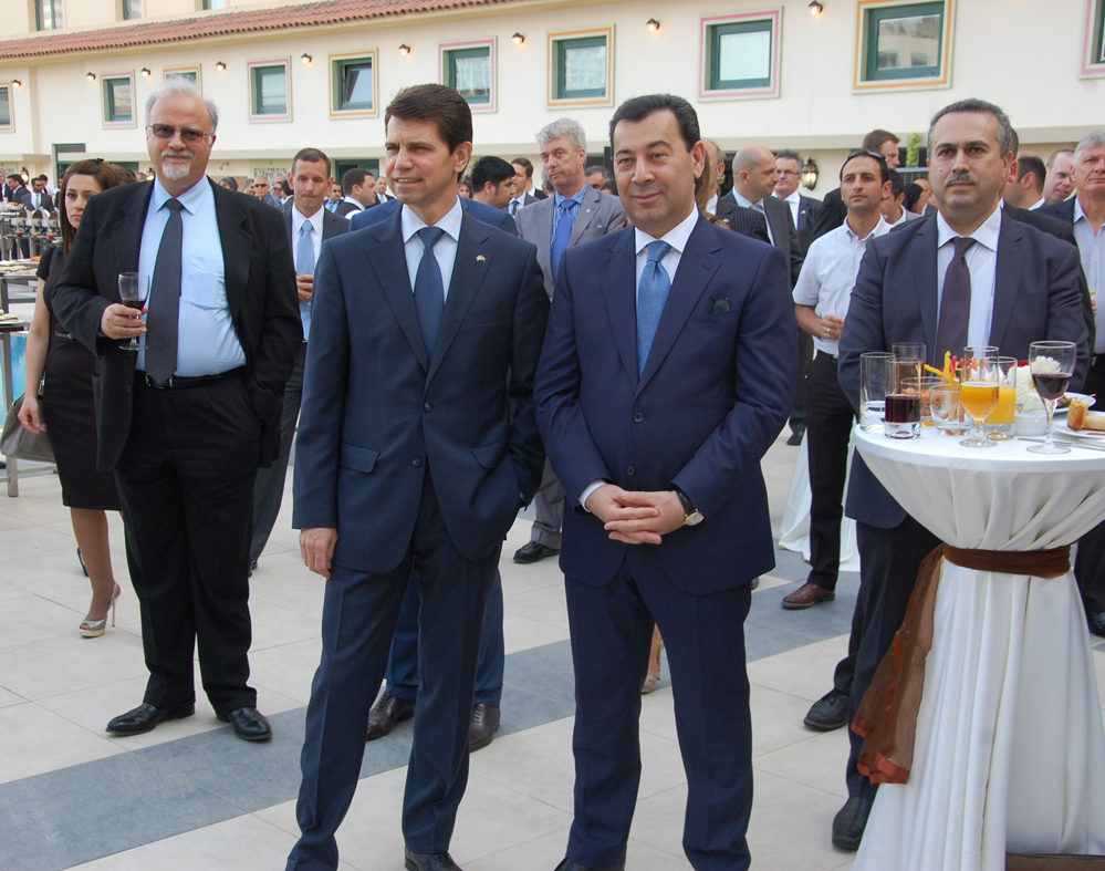 Səfir: ABŞ Azərbaycanla enerji təhlükəsizliyi sahəsində sıx əməkdaşlıq edir (FOTO)