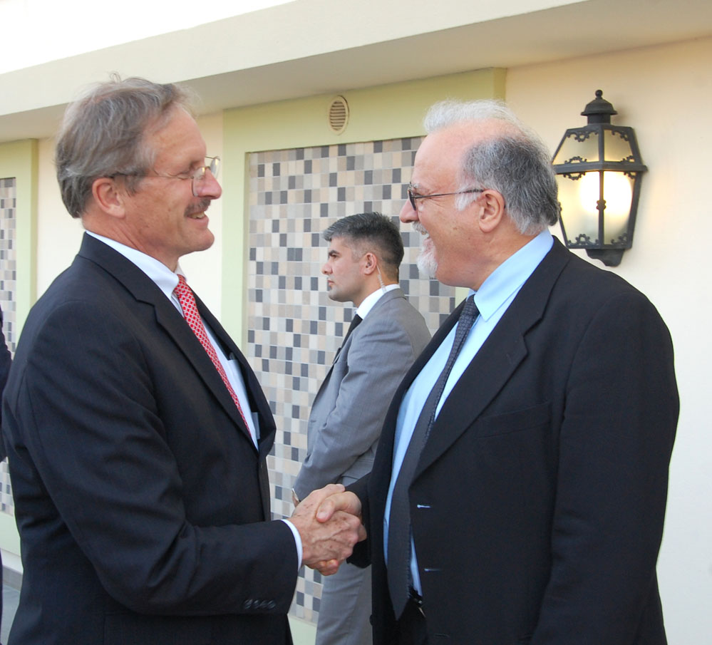 Səfir: ABŞ Azərbaycanla enerji təhlükəsizliyi sahəsində sıx əməkdaşlıq edir (FOTO)
