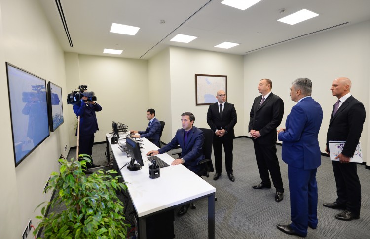 Prezident İlham Əliyev ilk Avropa Oyunları üçün avtobus deposu və təlim mərkəzinin açılışında iştirak edib (FOTO)